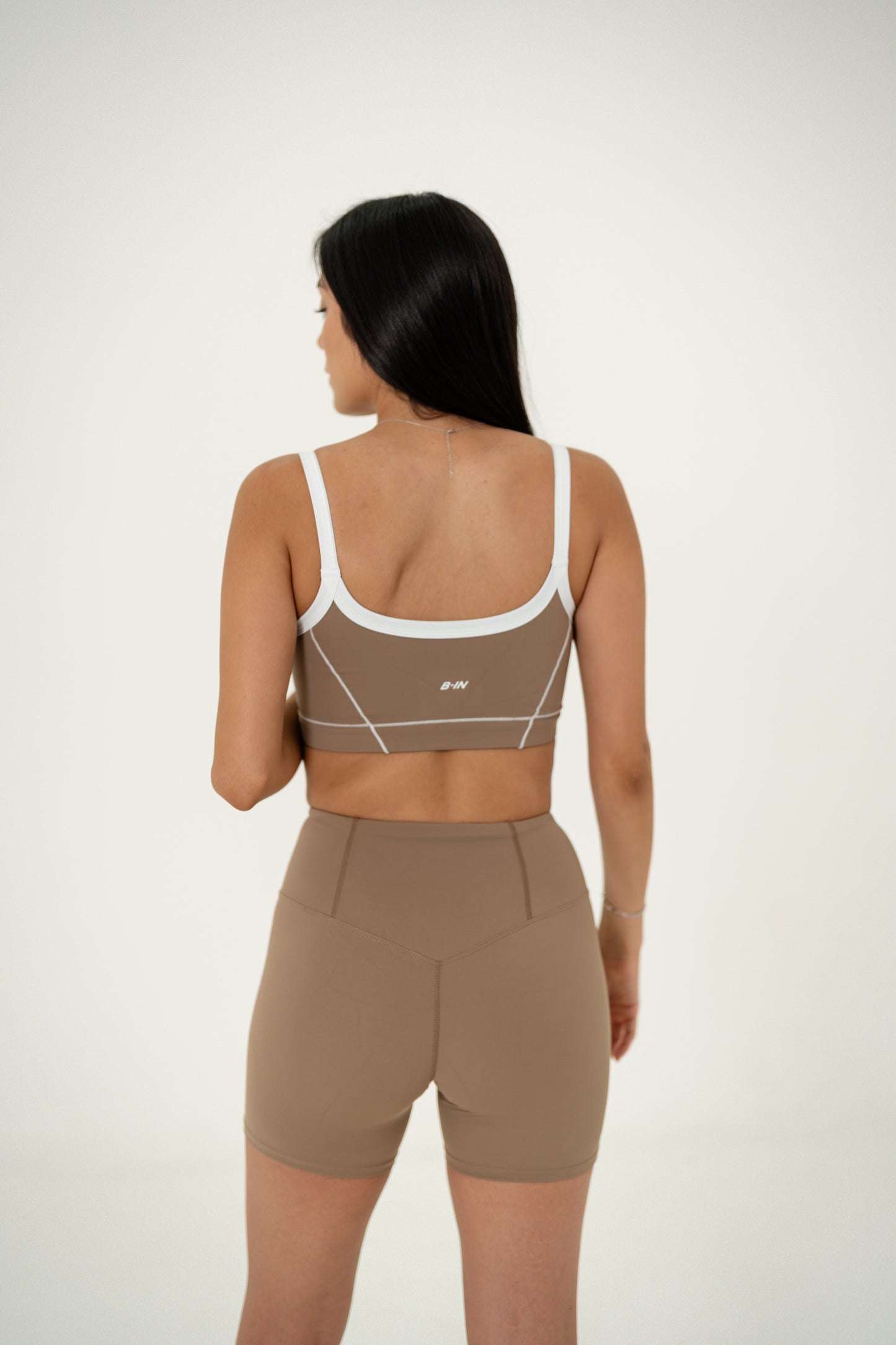 CONJUNTO SHORTS Y TOP CAFÉ