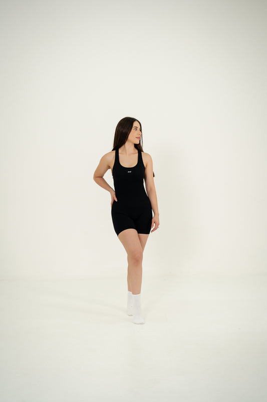 ENTERIZO / SHORTS NEGRO